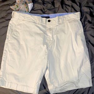 Khaki school short size 38